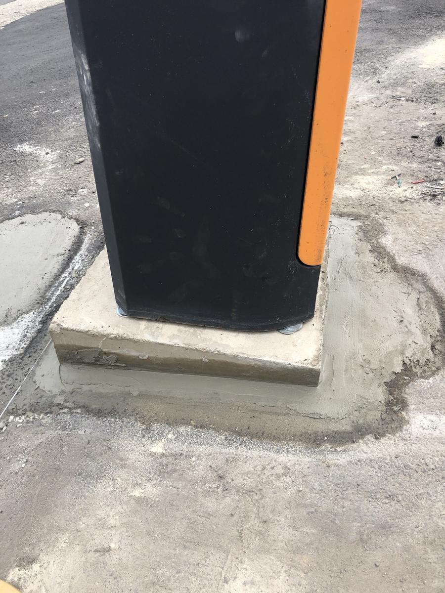 柵欄機基座